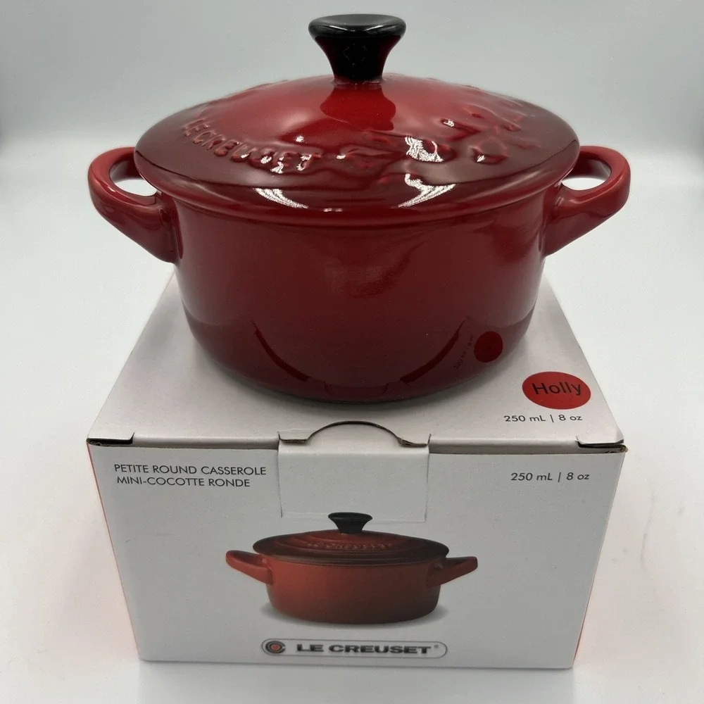 NEW Le Creuset Mini Cocotte 8oz Red Holly 4